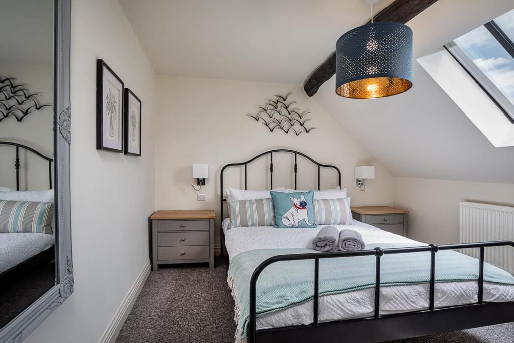 Paradise Square - Remodelled 18Th Century Apartme Sheffield Exterior foto